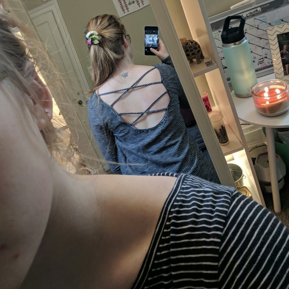 Business inthe frontparty in the back